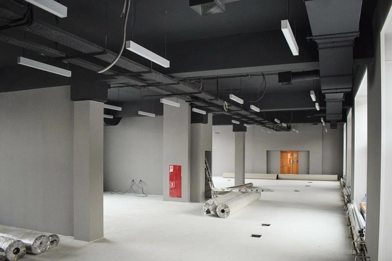  Renovadiumrse  : Bürorenovierung und -entwicklung
